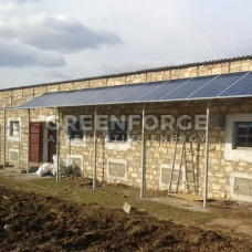 Автономная солнечная станция 5 кВт. на строительной площадке.